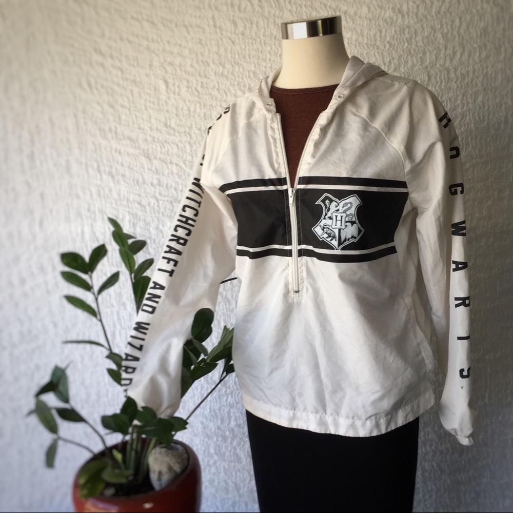 Harry Potter Hogwarts Windbreaker